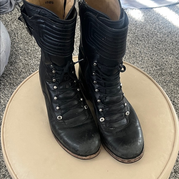 FRYE AND CO. Shoes - Frye Black Leather Combat Boots for Women